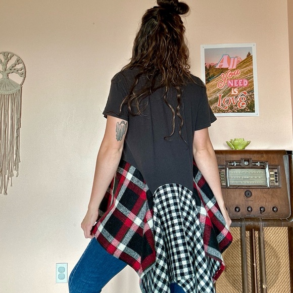 Upcycled Rolling Stones Tunic - Picture 5 of 5